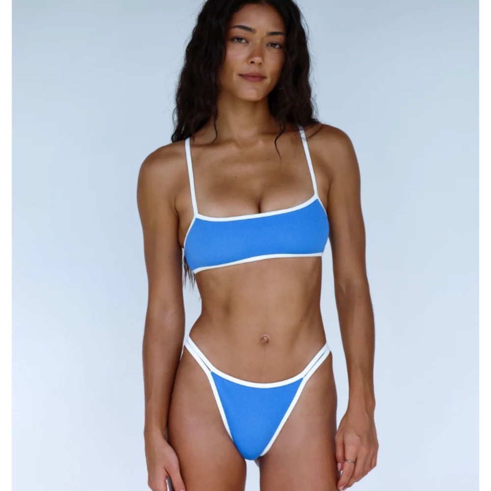 Strait the Label DAZE BLUE CRUSH TERRY TOP